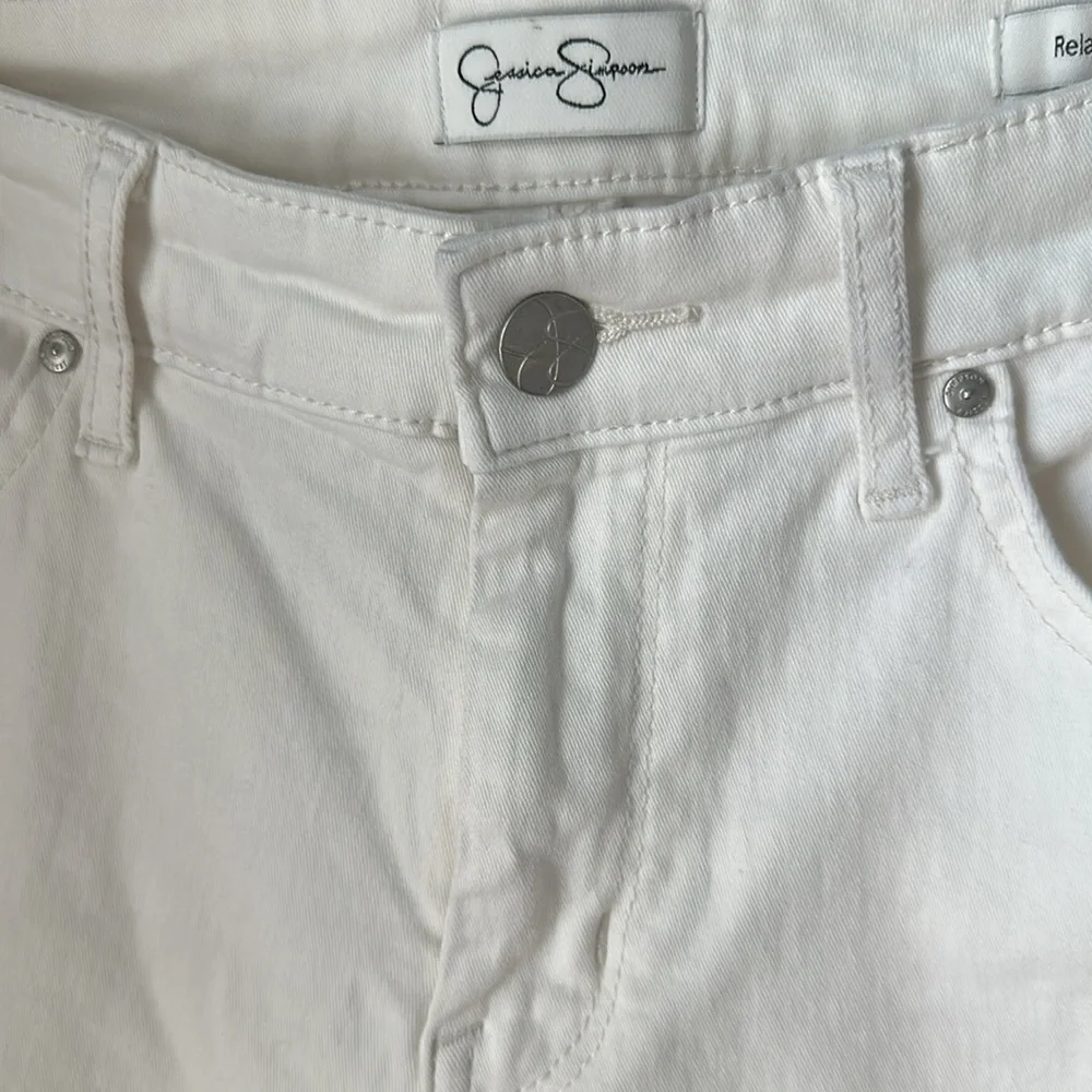 Jessica Simpson relaxed skinny crop white jeans